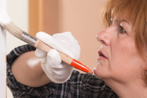 A 7-Step Guide on How to Paint Your Door 